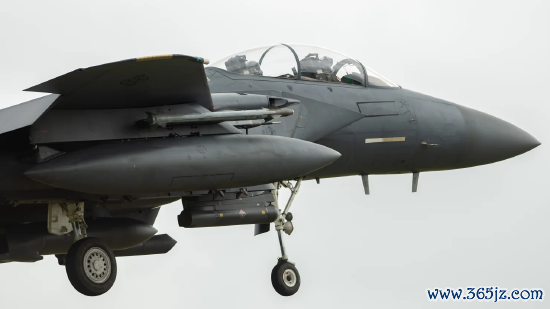 凯恩将军：美军正增派兵力，预计将出现伤亡